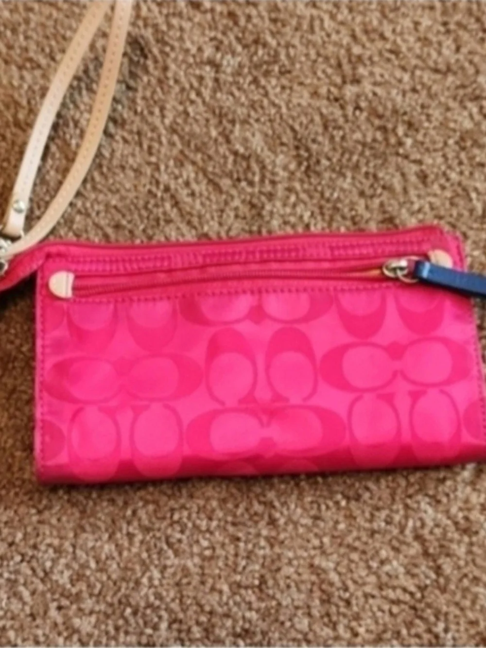 Coach bright wristlet
